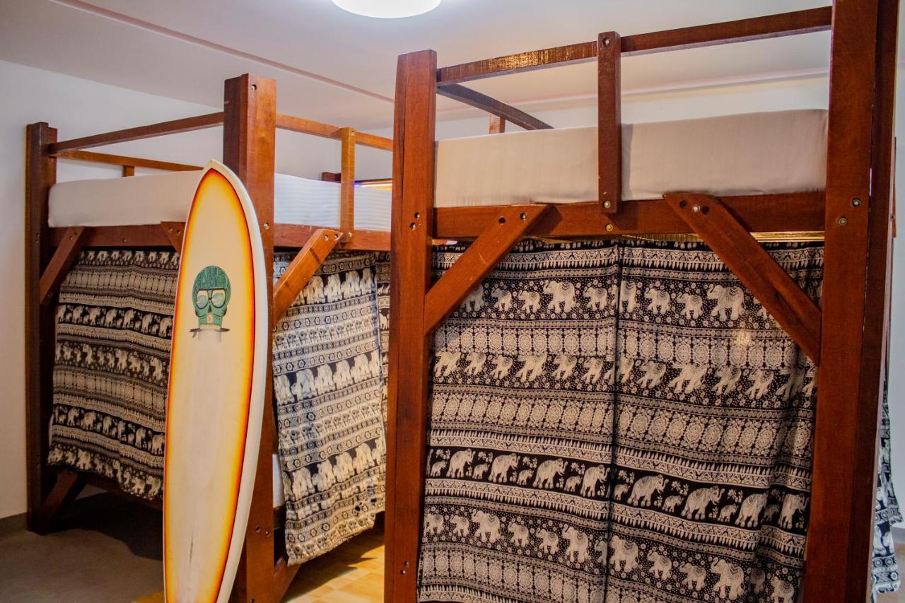 Albergue Surf & Party Weligama Exterior foto