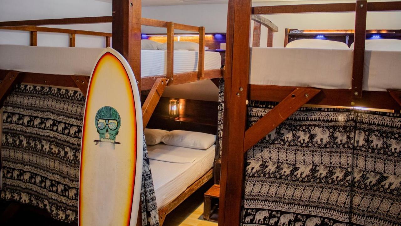 Albergue Surf & Party Weligama Exterior foto