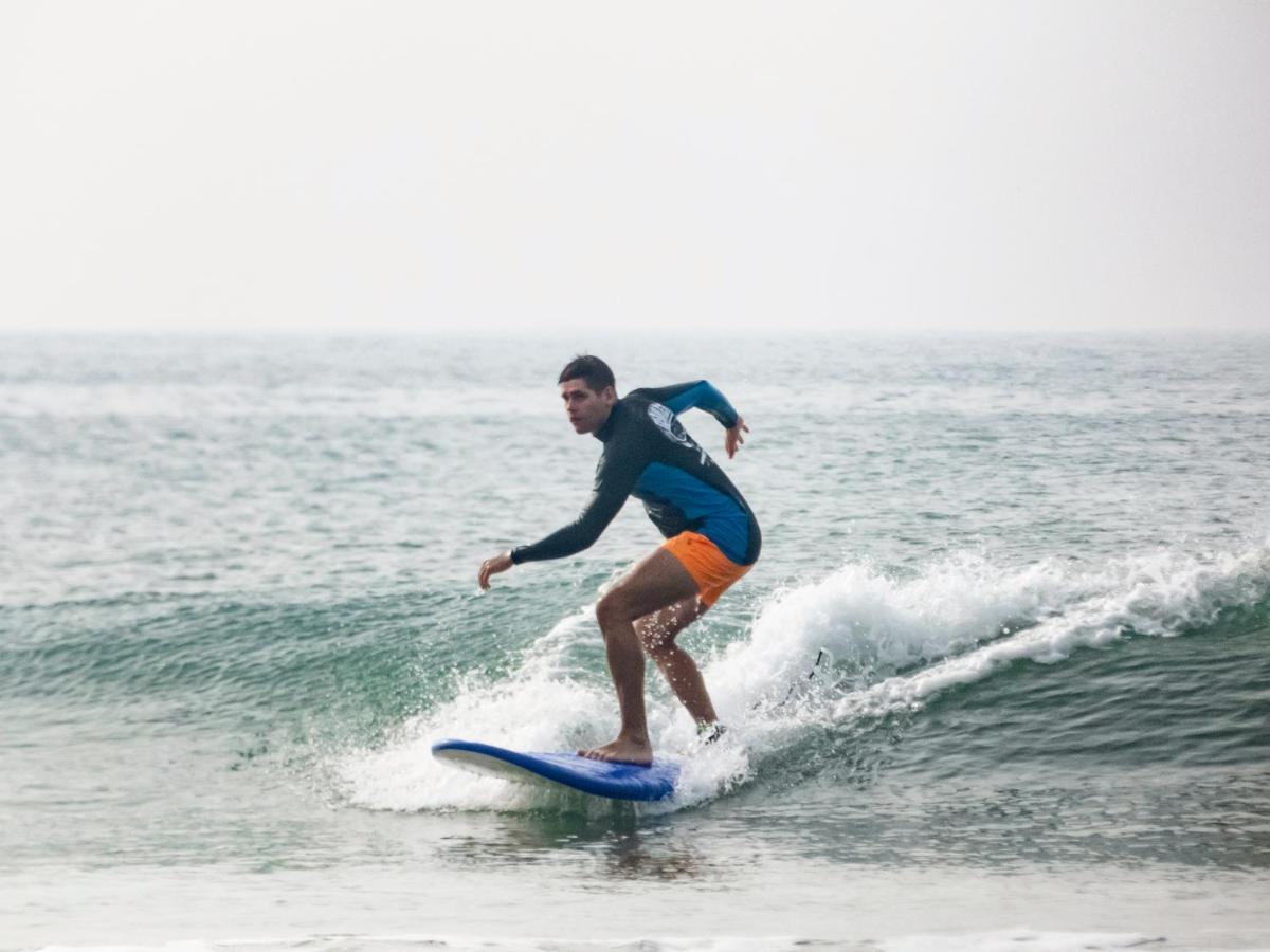 Albergue Surf & Party Weligama Exterior foto